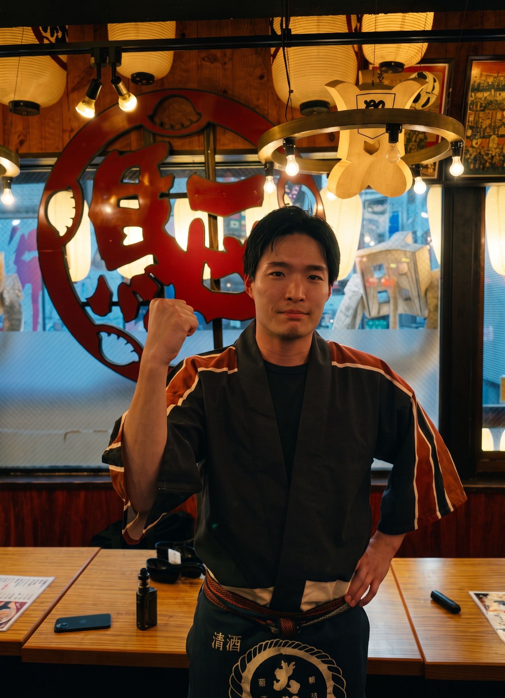 新宿火消し餃子 歌舞伎町店 副店長 菅野丈治